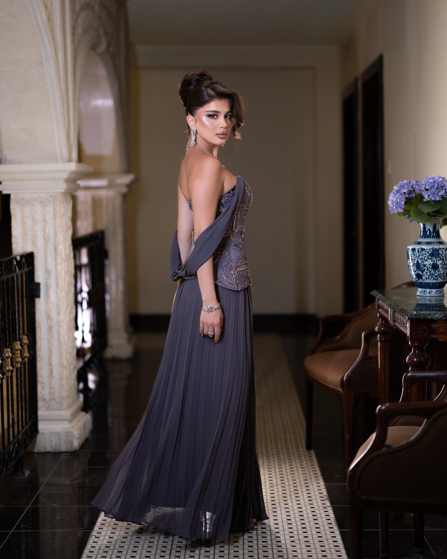 Elegant ( 1 )